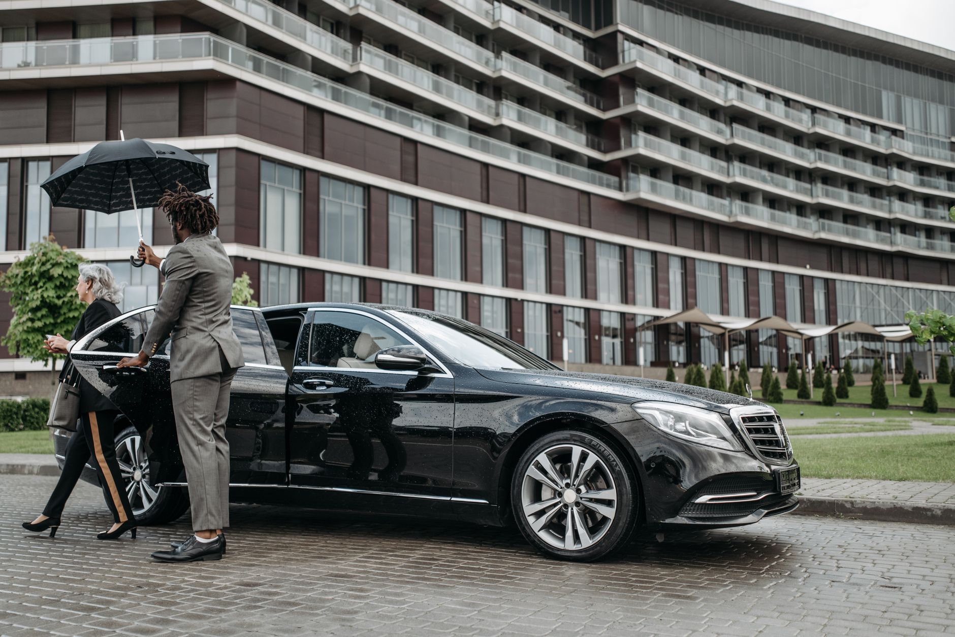 Chauffeur privé équipe à Ivry-sur-Seine